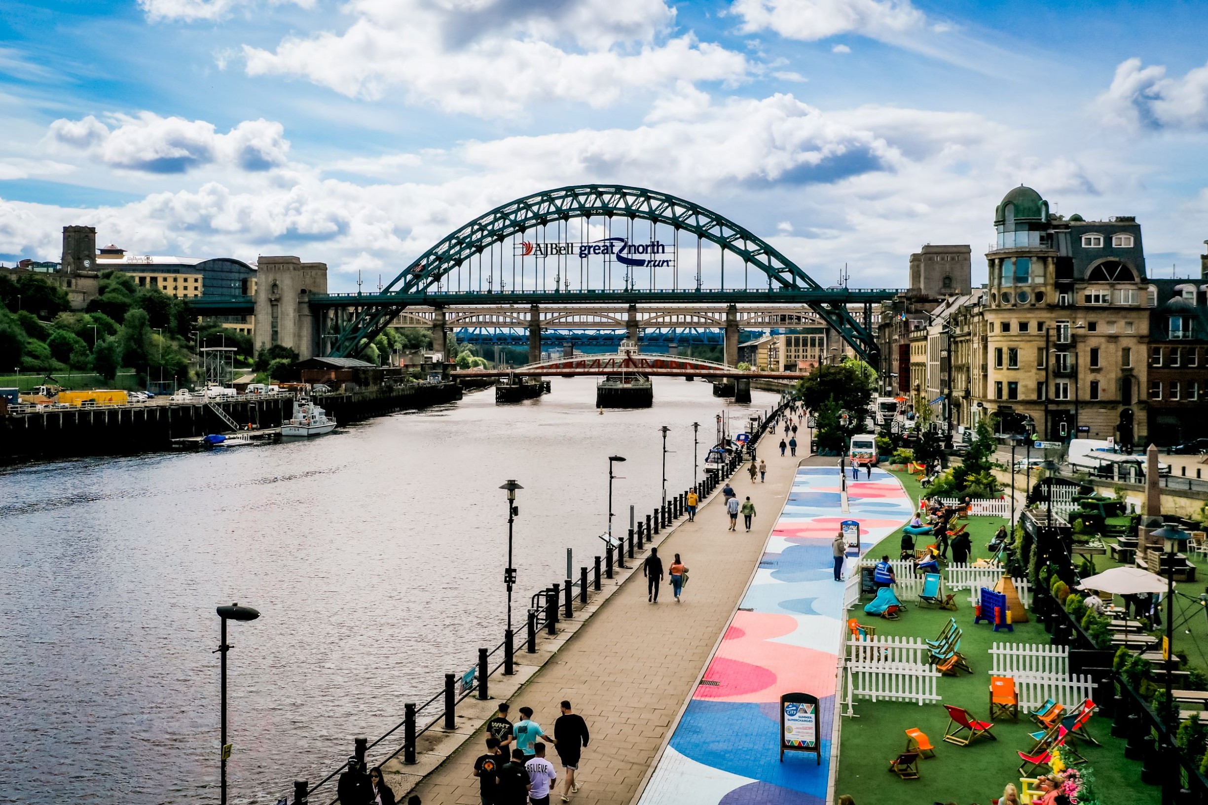 Mural by OFLINES on Newcastle Quayside